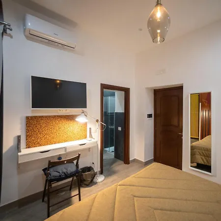 Sant'alfonso Guest house Naples