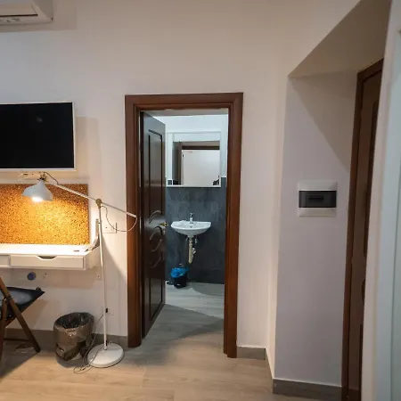 Sant'alfonso Guest house Naples